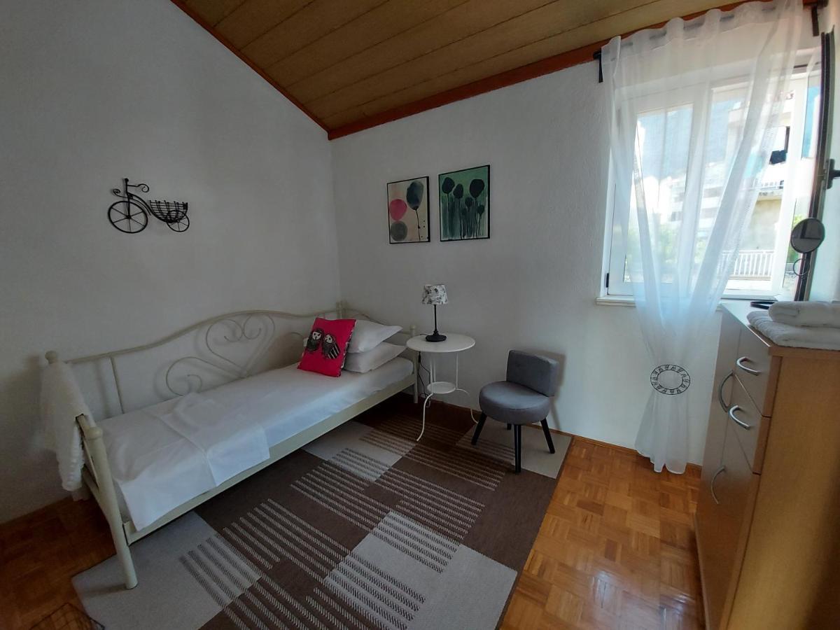 Apartments And Rooms Villa Dona ماكارسكا المظهر الخارجي الصورة