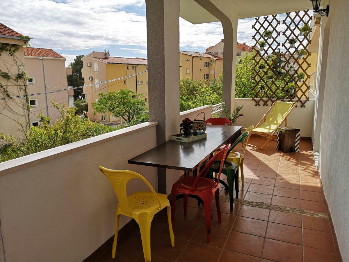 Apartments And Rooms Villa Dona ماكارسكا المظهر الخارجي الصورة