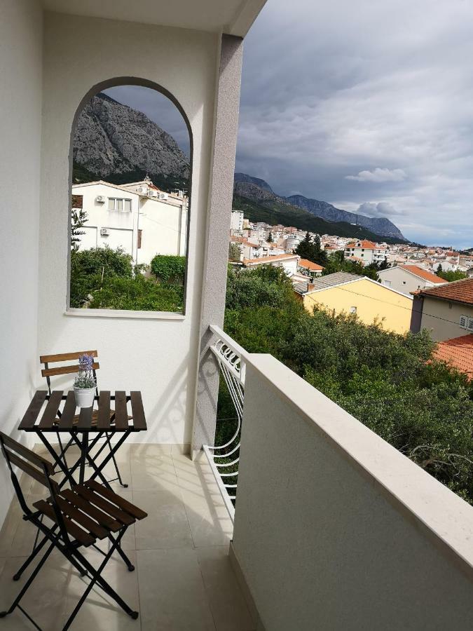 Apartments And Rooms Villa Dona ماكارسكا المظهر الخارجي الصورة