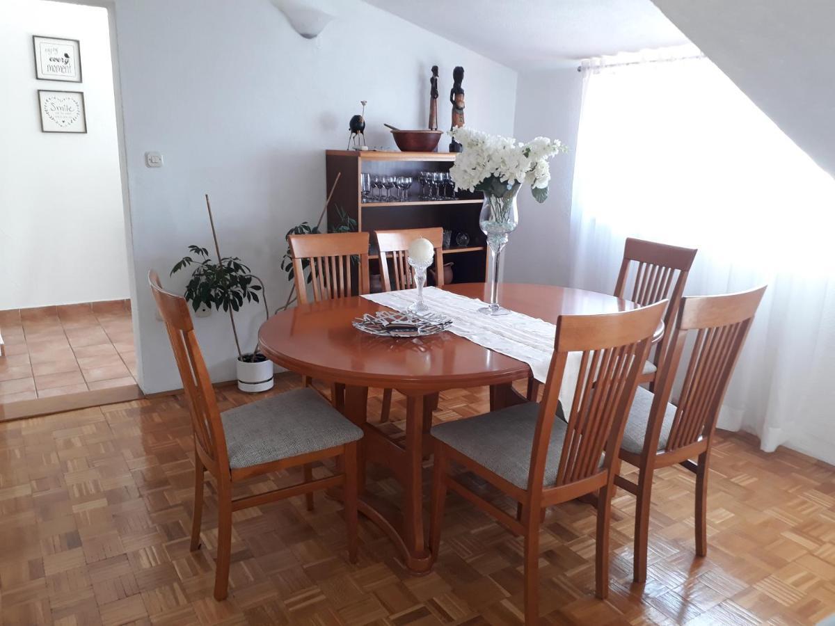 Apartments And Rooms Villa Dona ماكارسكا المظهر الخارجي الصورة