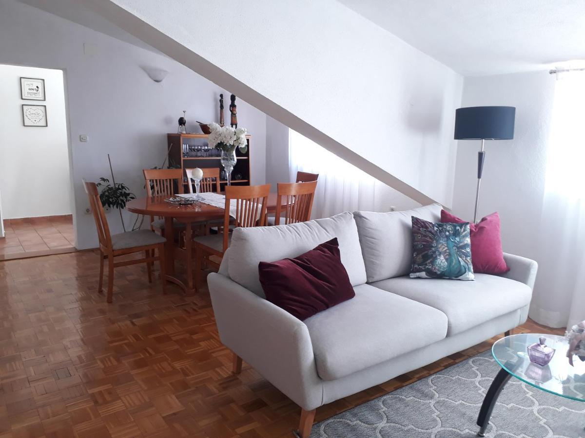 Apartments And Rooms Villa Dona ماكارسكا المظهر الخارجي الصورة